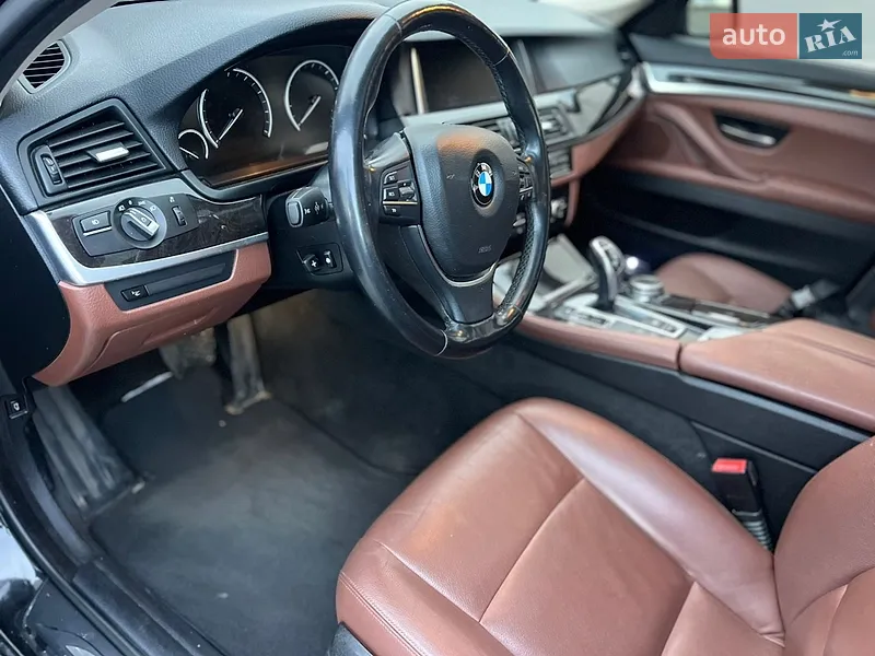 BMW 5 Series 2016 VIN WBA5A7C51GG642390 фото оголошення 32 з 103