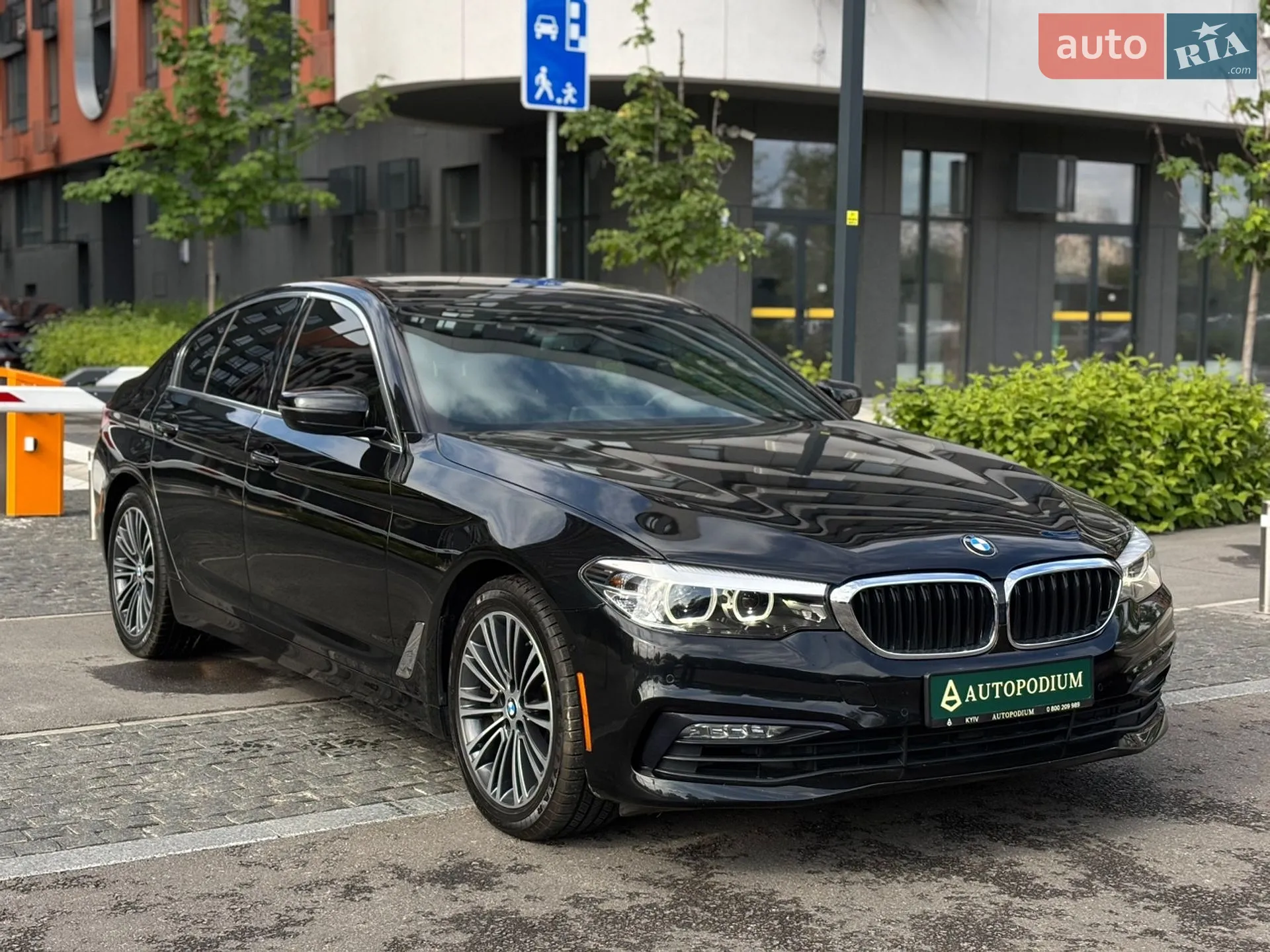 2017 BMW 5er - мініатюра 5