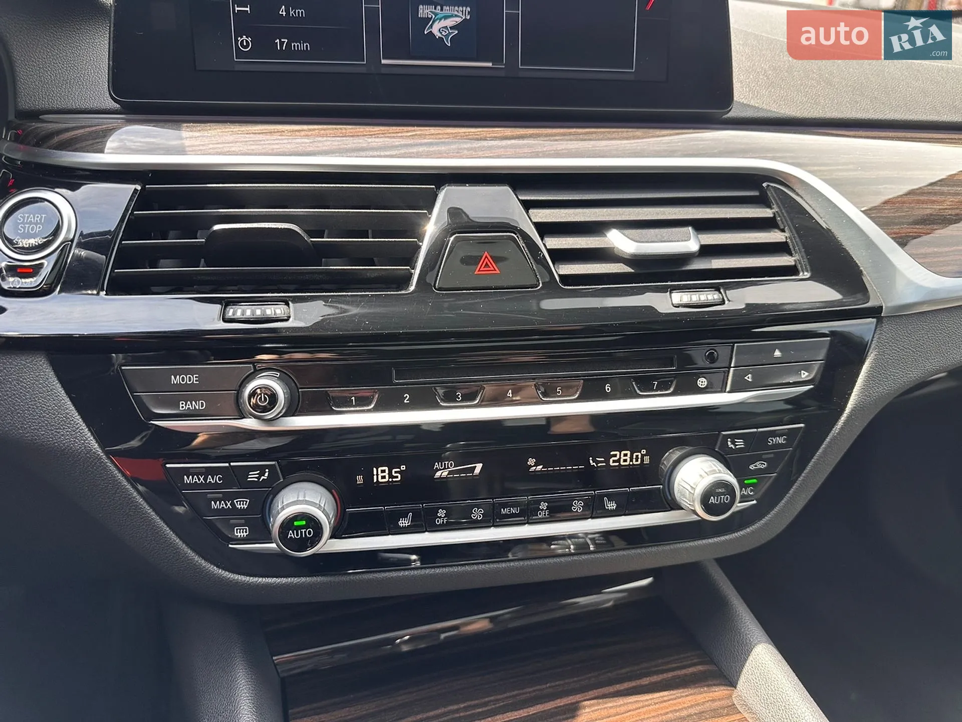 2017 BMW 5er - мініатюра 22
