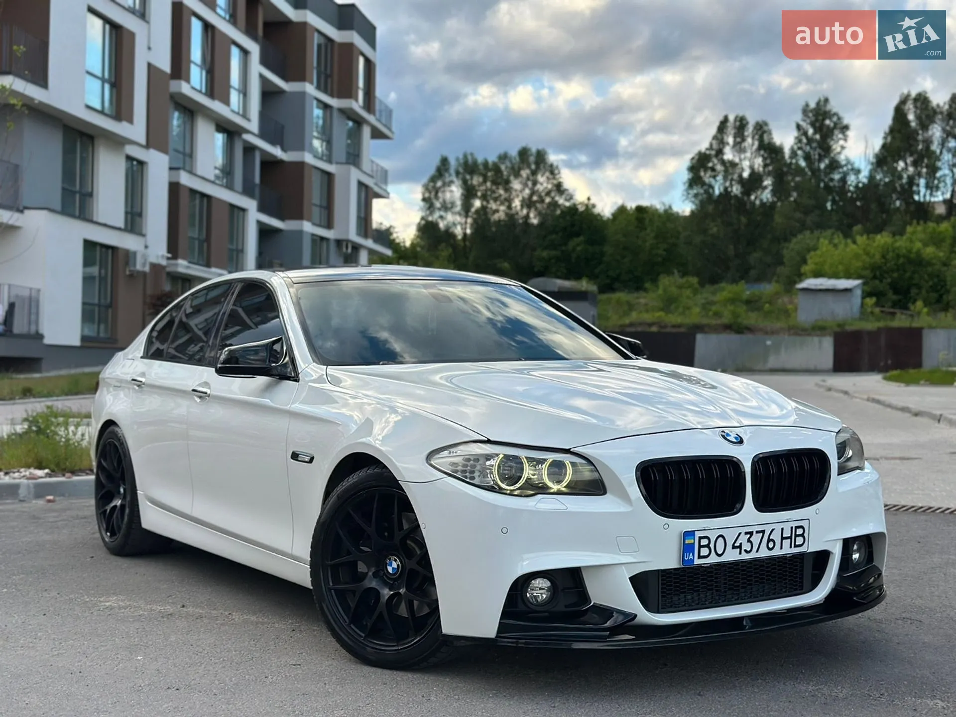 2011 BMW 5er - мініатюра 4