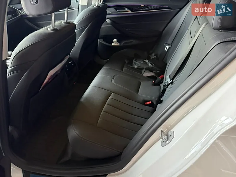 BMW 5 Series 2020 VIN WBA71AG050WX01750 фото оголошення 13 з 50