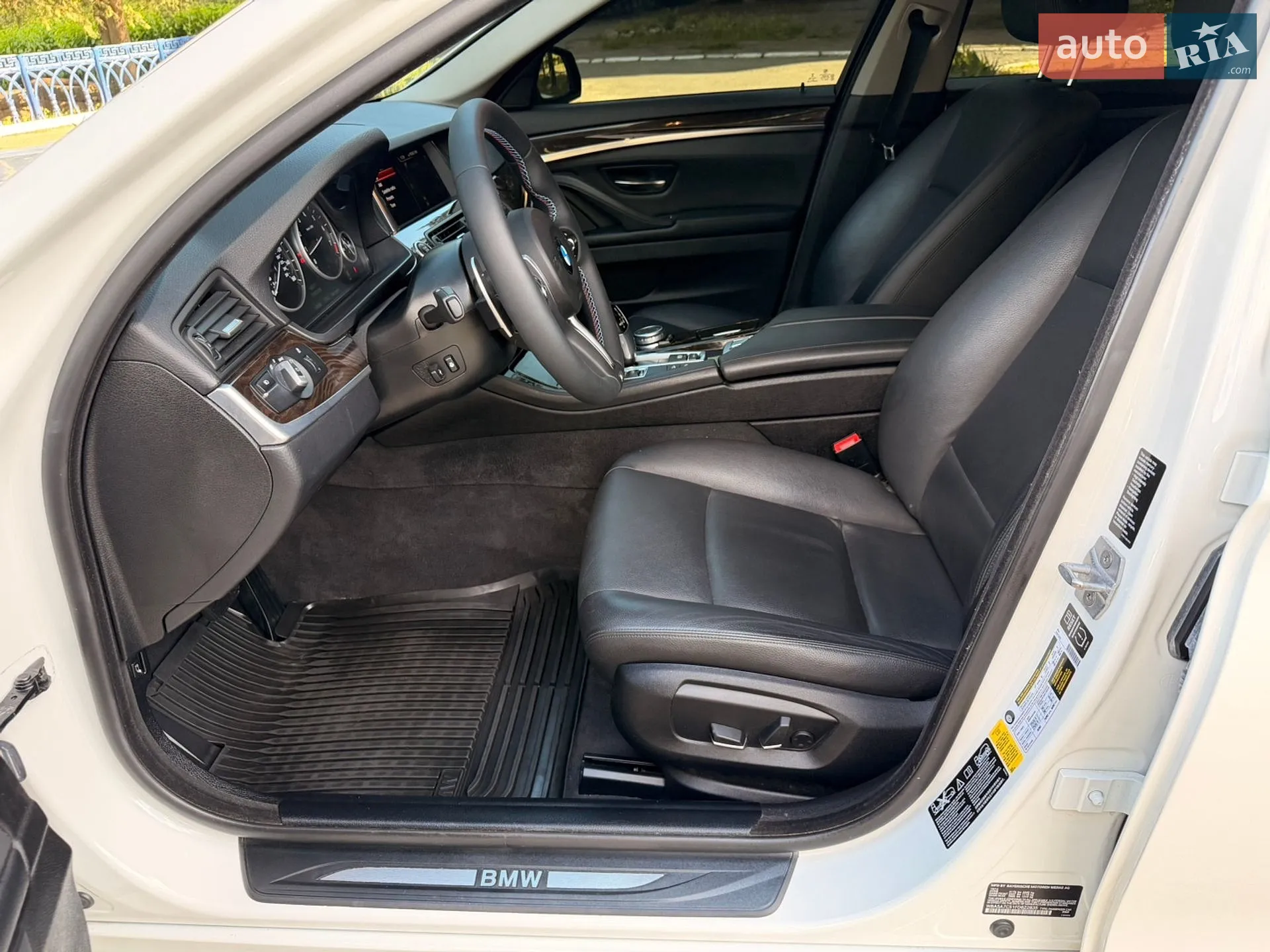 2014 BMW 5er - мініатюра 21