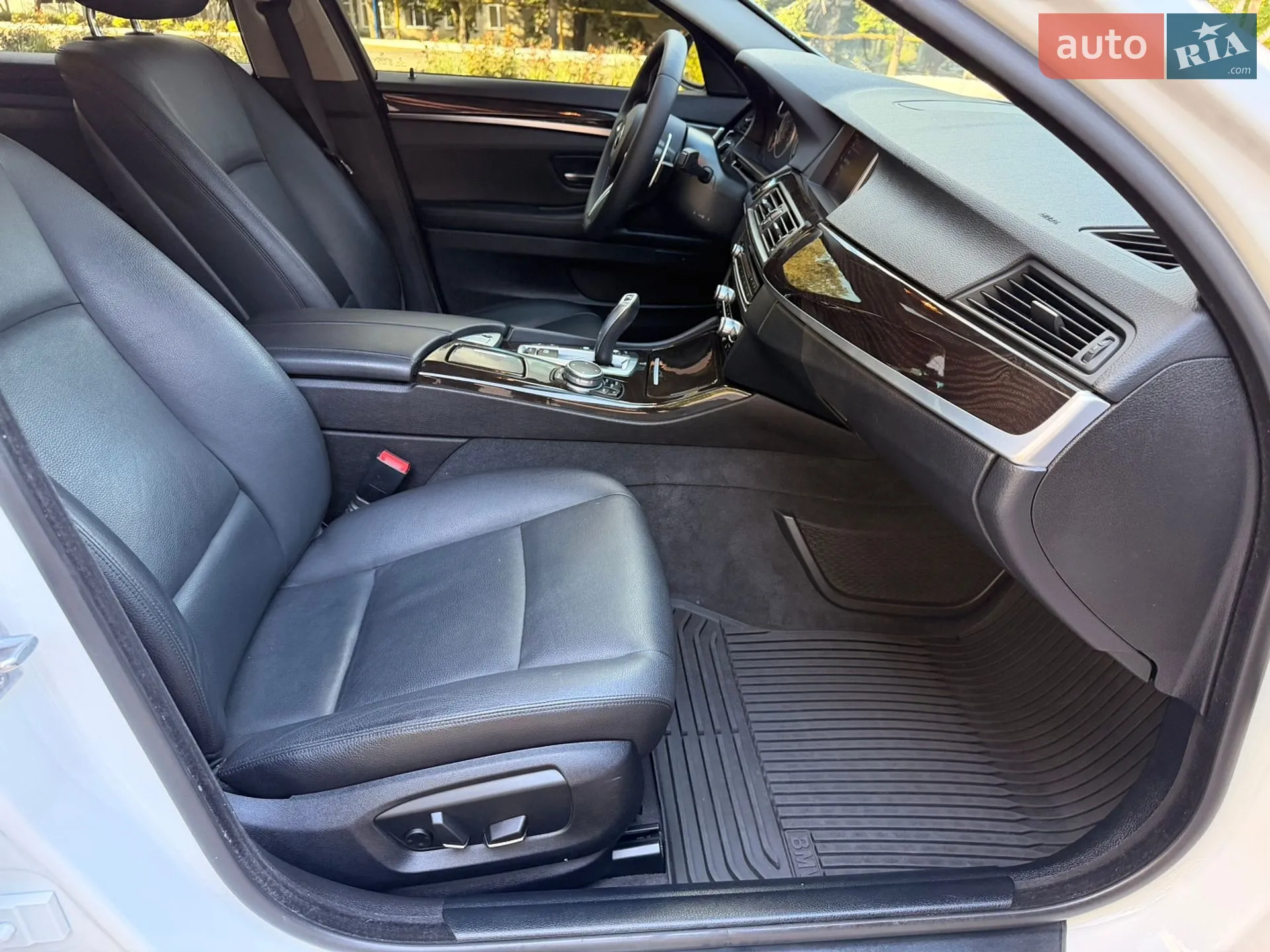 2014 BMW 5er - мініатюра 32