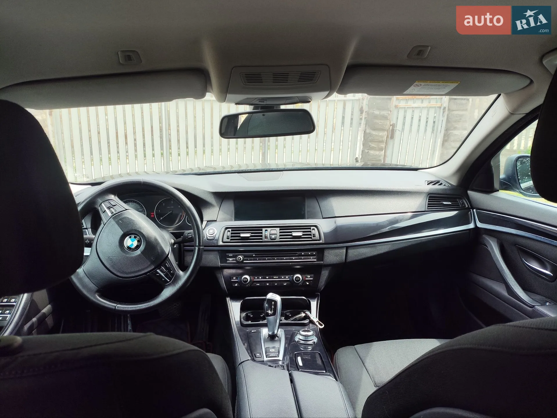2010 BMW 5er - мініатюра 24