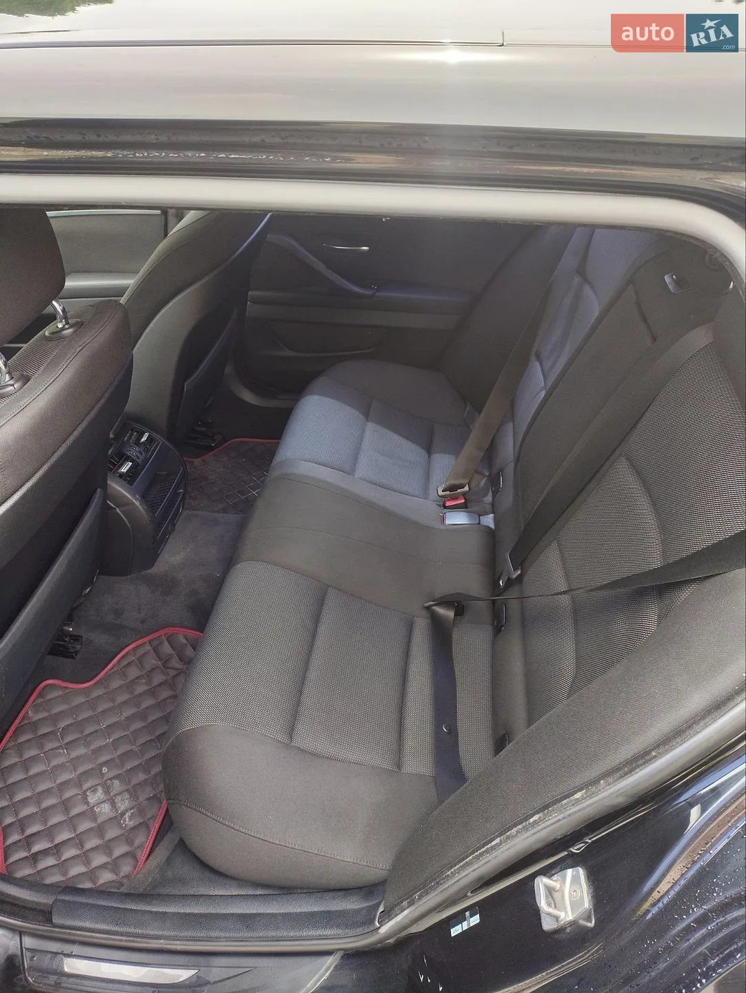2010 BMW 5er - мініатюра 29