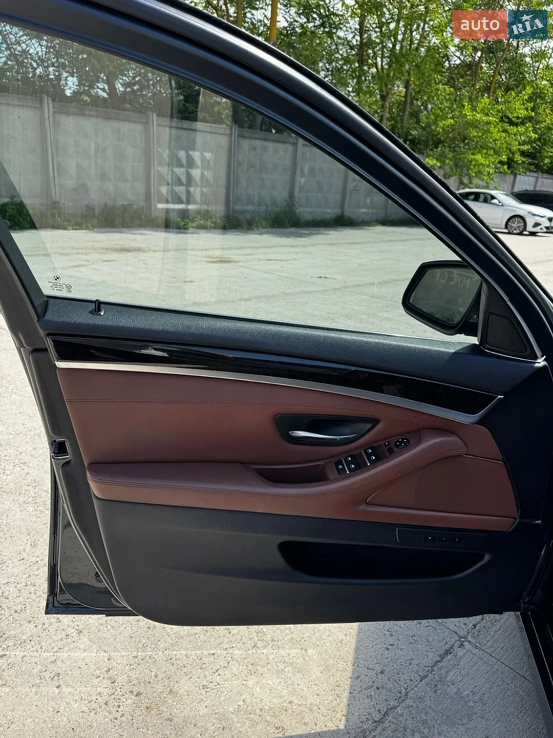2010 BMW 5er - мініатюра 13