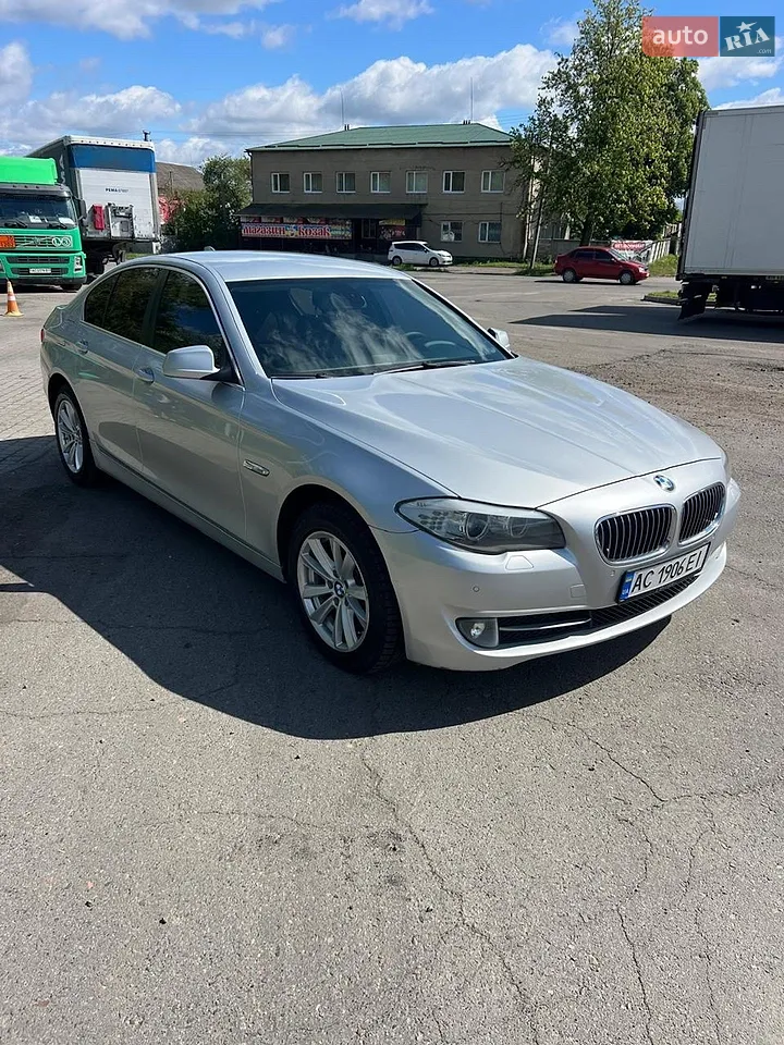 2010 BMW 5er - мініатюра 22