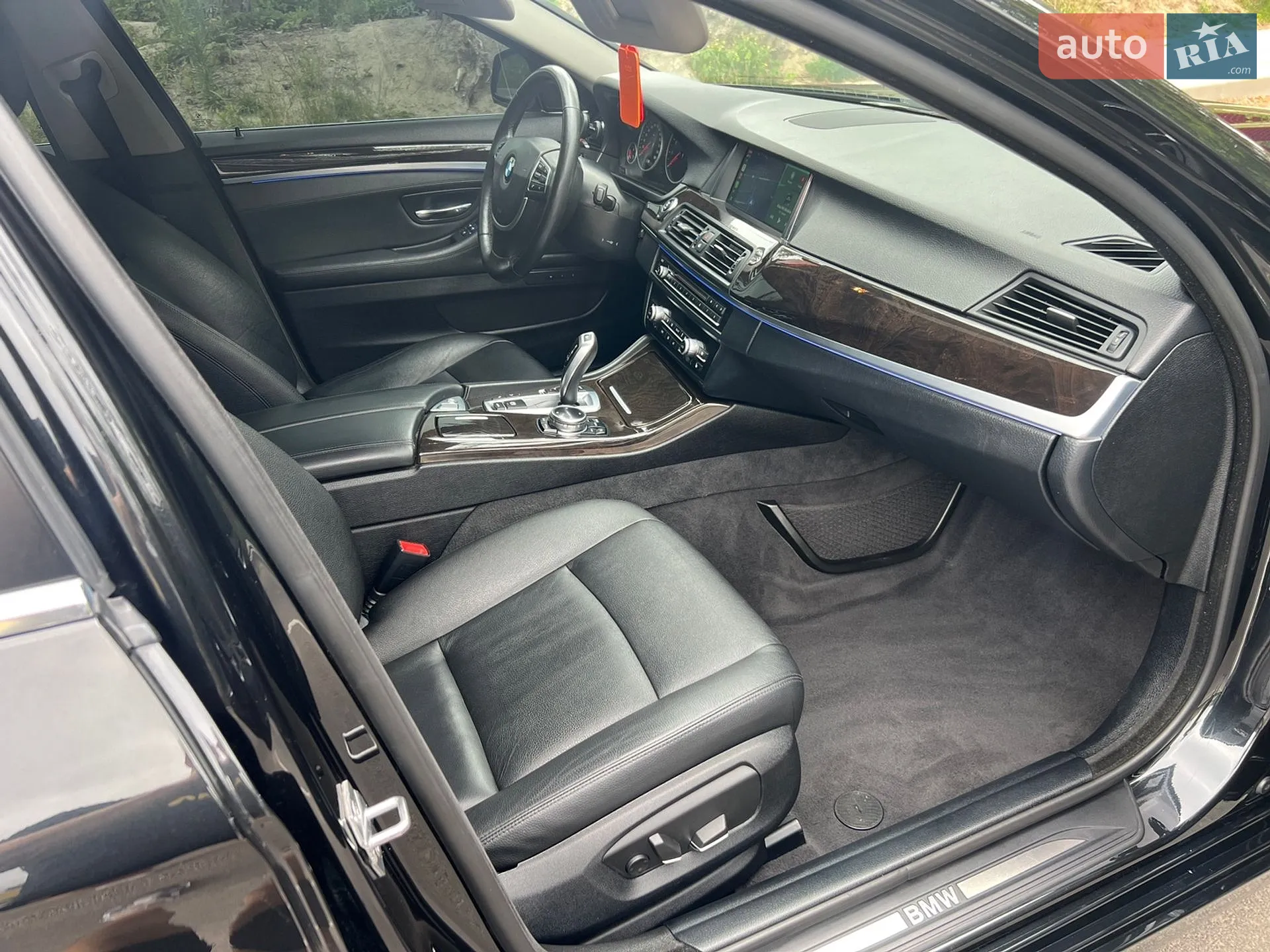 2013 BMW 5er - мініатюра 19