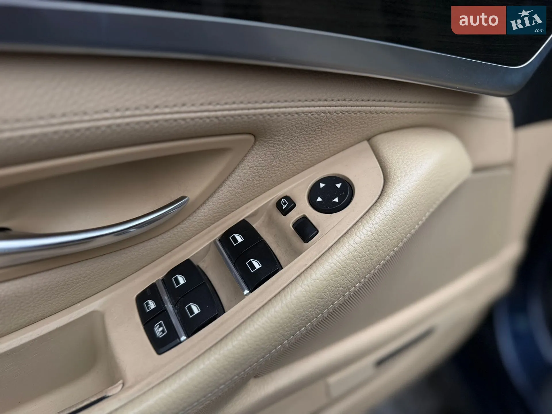 2011 BMW 5er - мініатюра 23