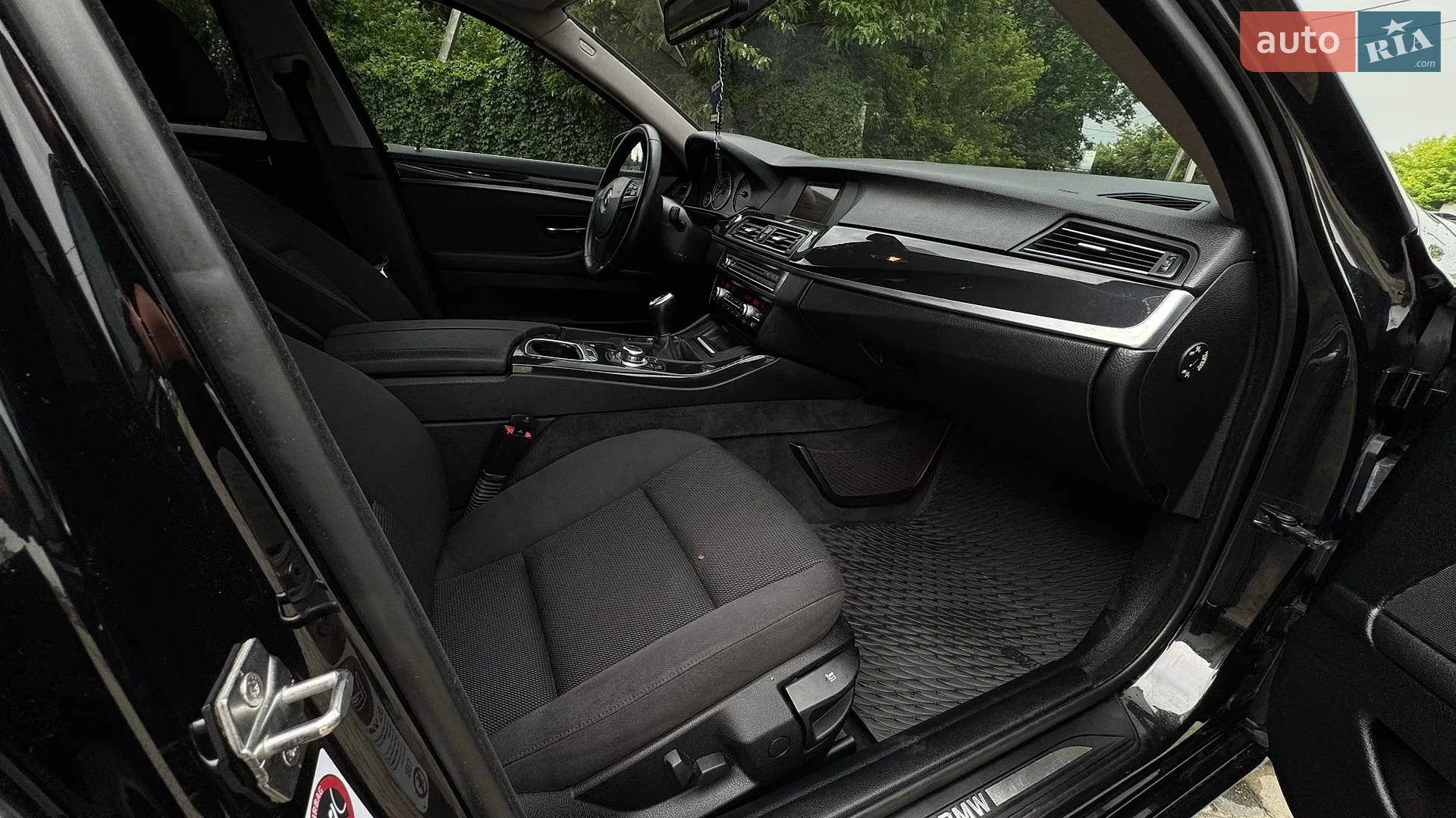 2012 BMW 5er - мініатюра 13