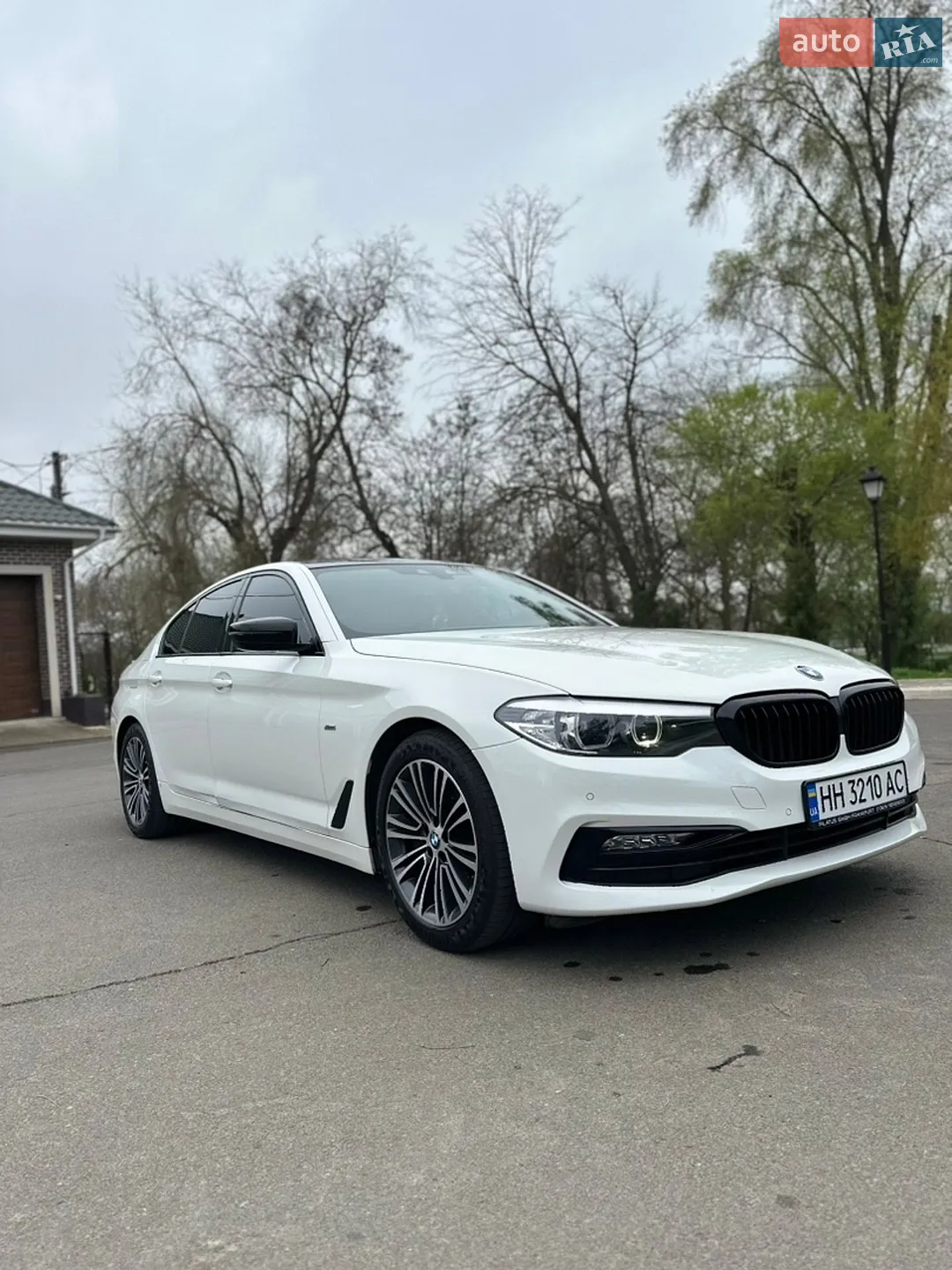 2017 BMW 5er - мініатюра 3
