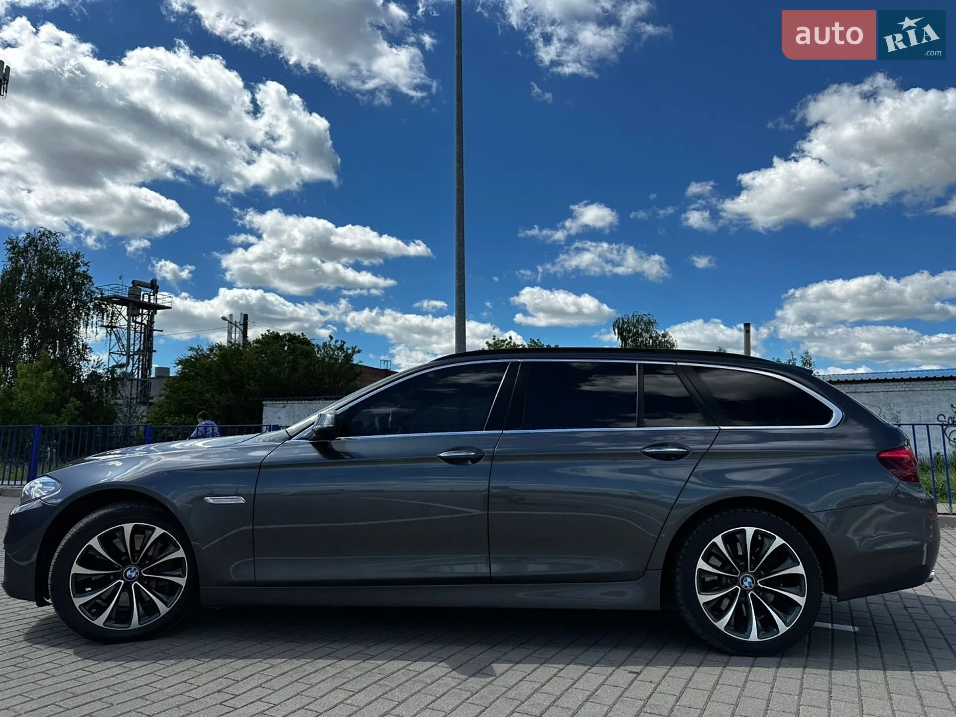 2016 BMW 5er - мініатюра 13