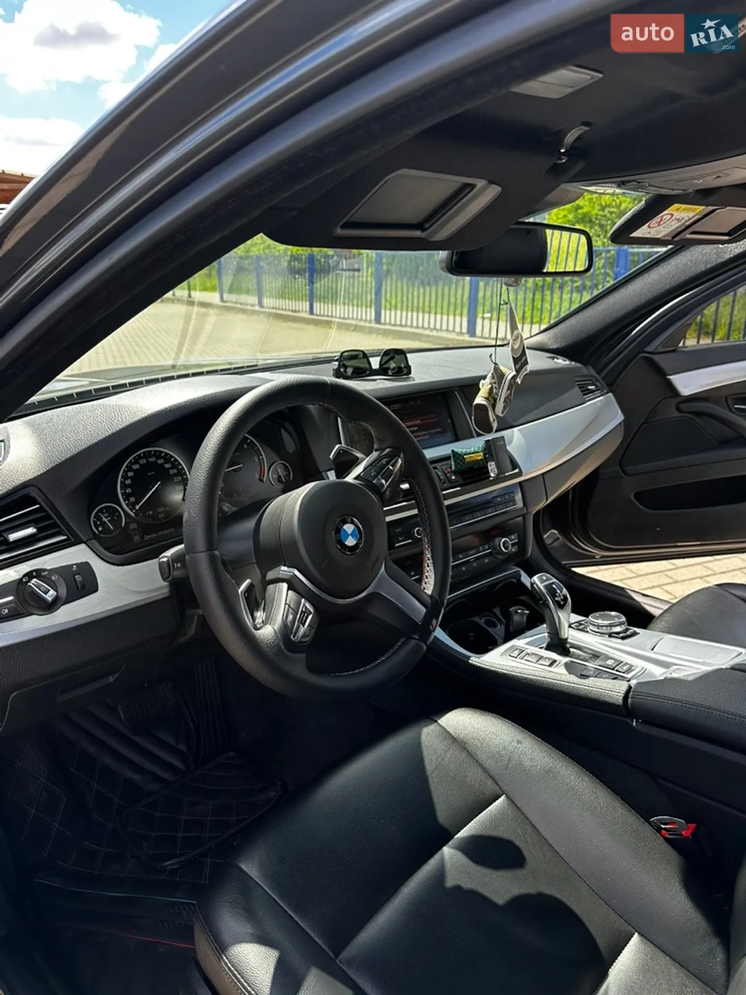 2016 BMW 5er - мініатюра 15