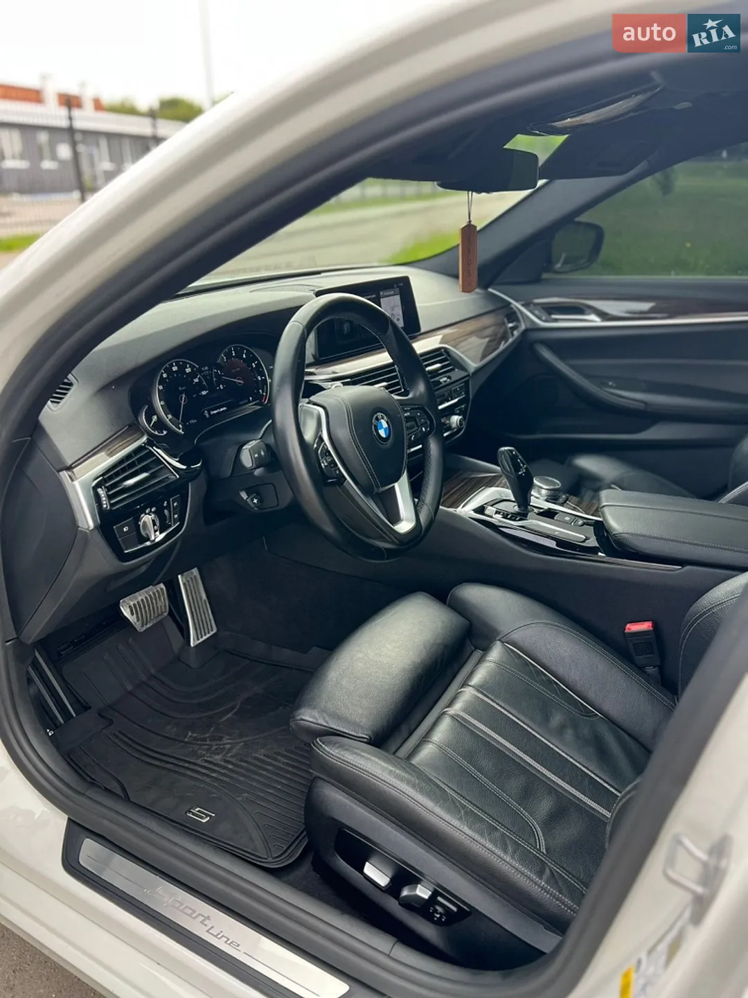 2017 BMW 5er - мініатюра 14