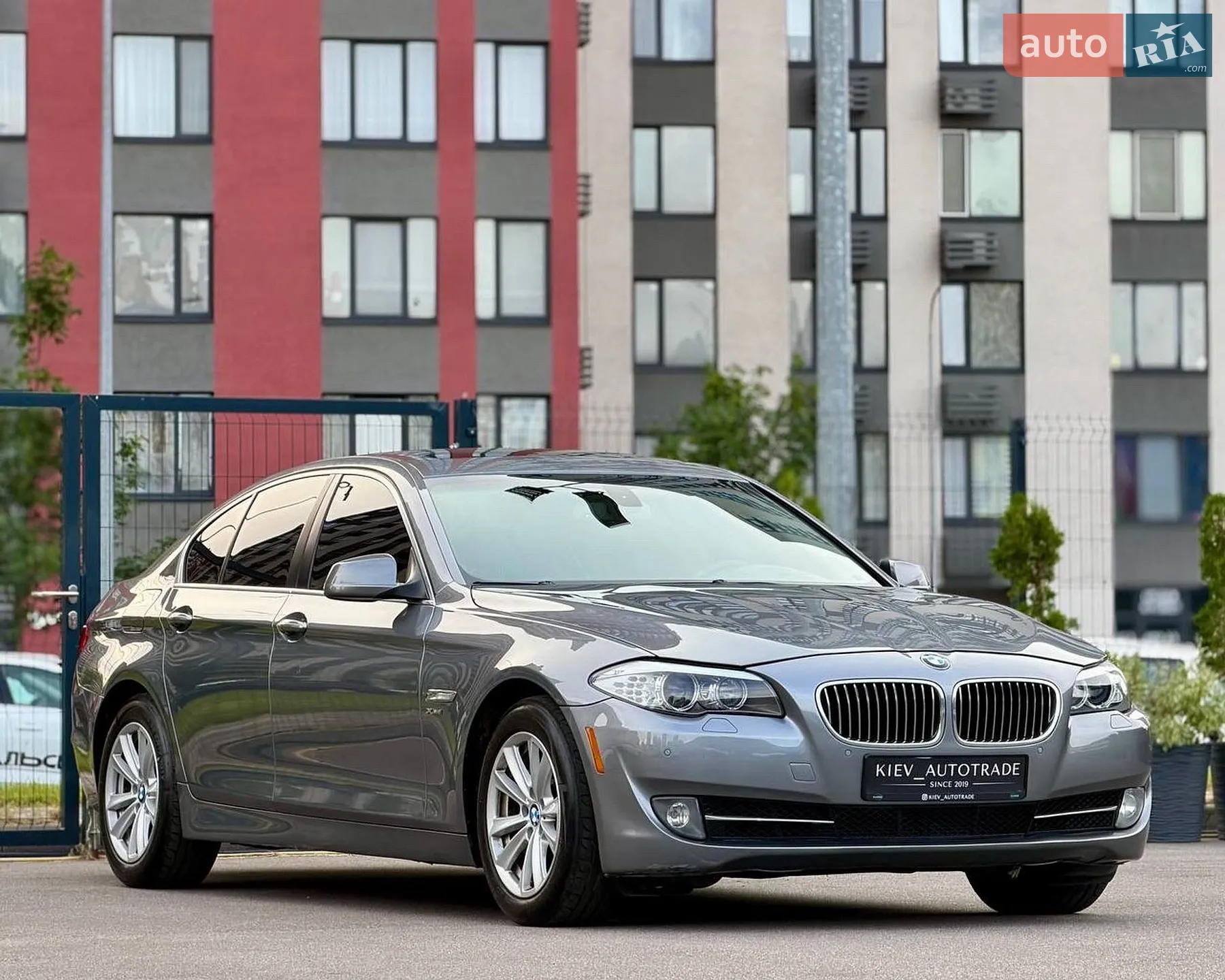 2011 BMW 5er - мініатюра 7