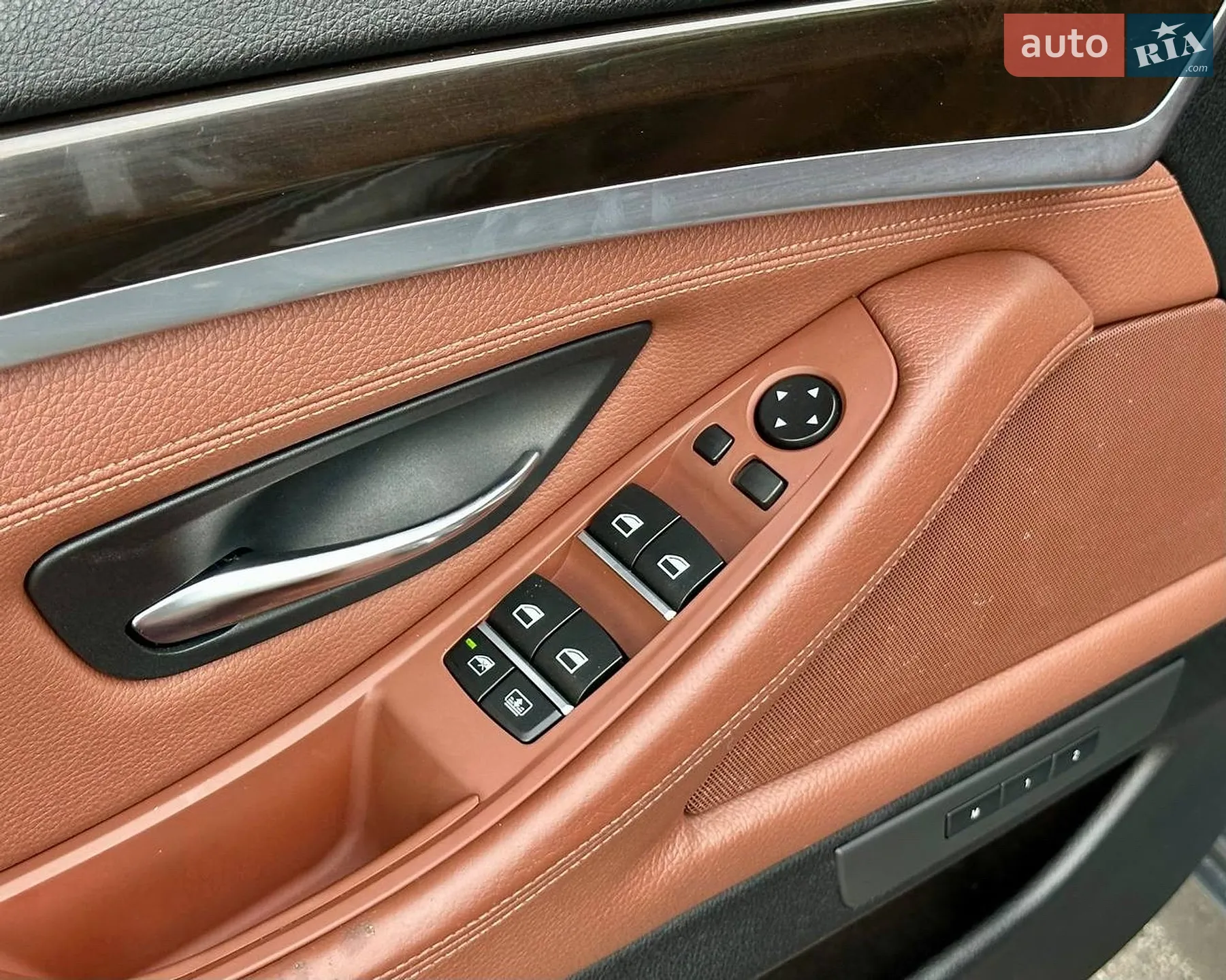 2011 BMW 5er - мініатюра 21