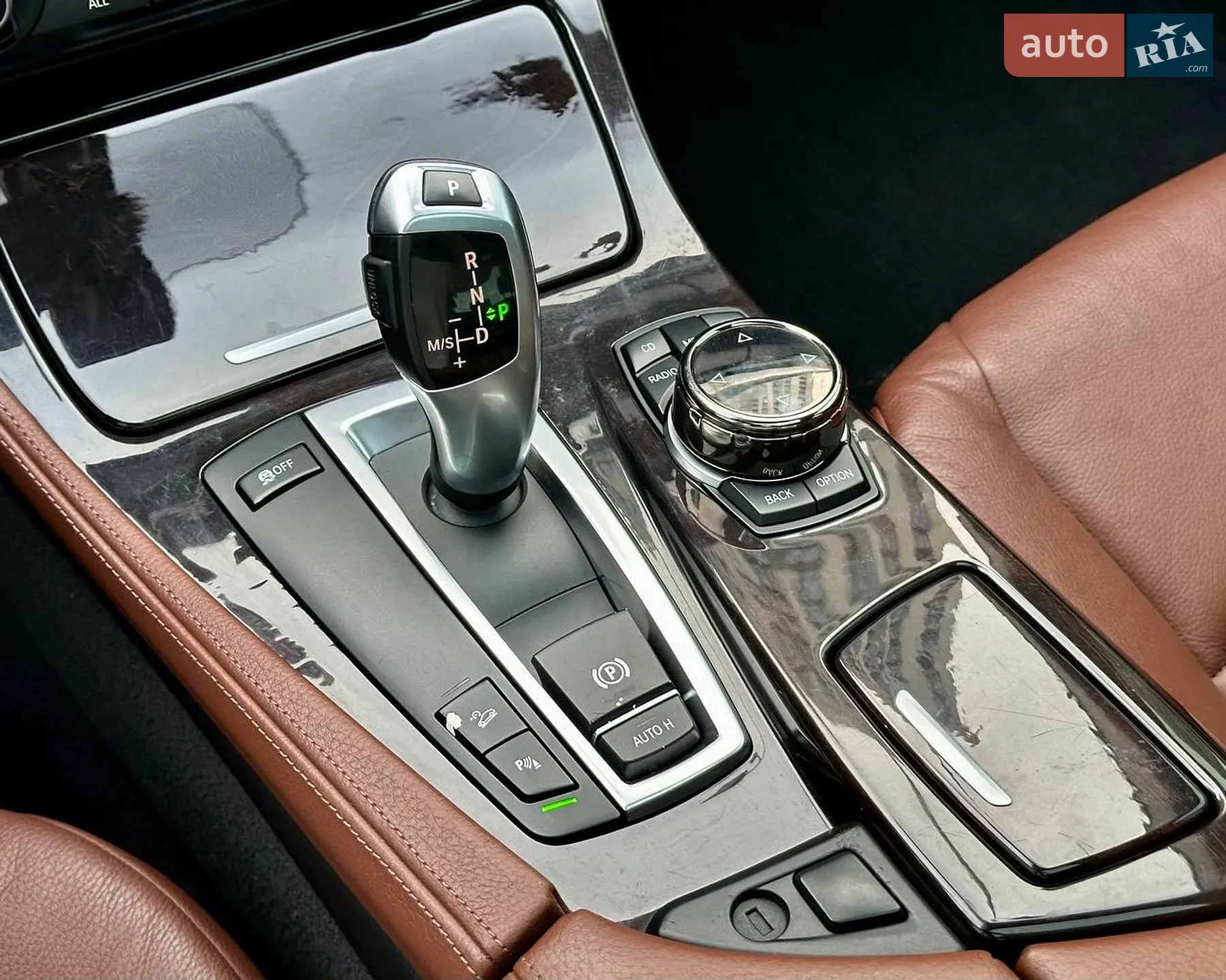 2011 BMW 5er - мініатюра 33