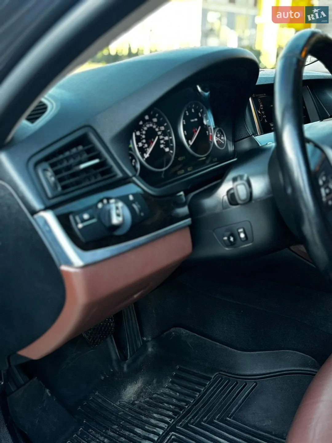 2014 BMW 5er - мініатюра 16