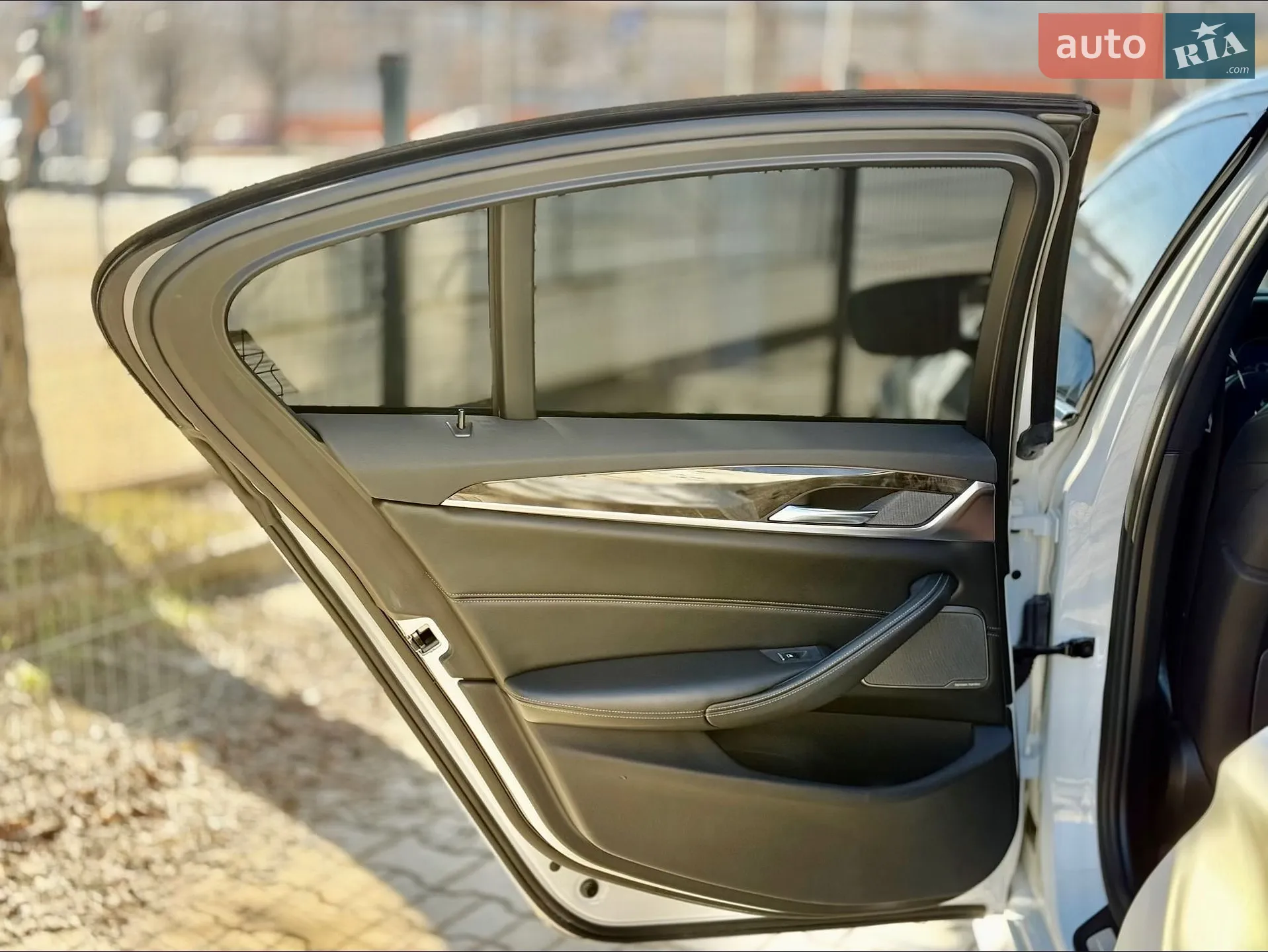 2017 BMW 5er - мініатюра 10