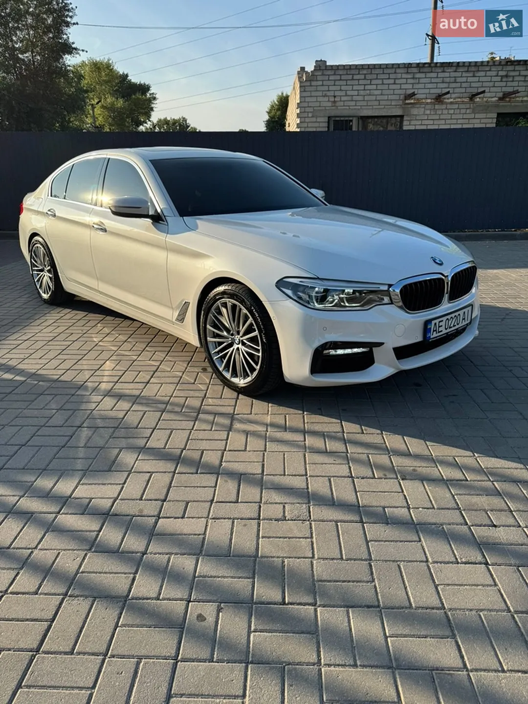 2017 BMW 5er - мініатюра 3