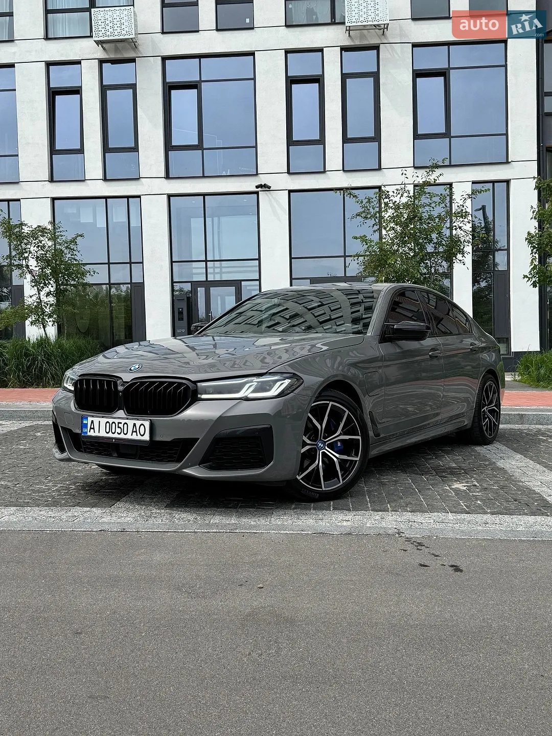 2022 BMW 5er - мініатюра 3