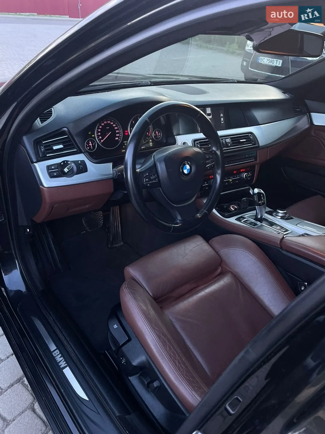 2011 BMW 5er - мініатюра 39