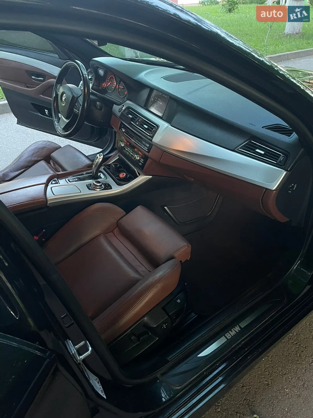 2011 BMW 5er - мініатюра 98
