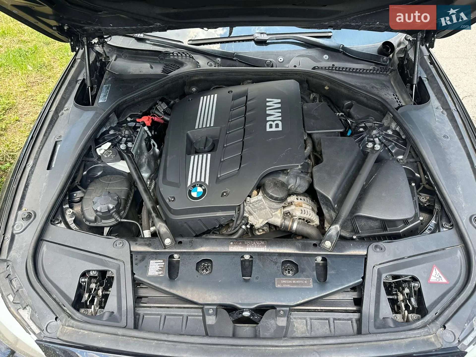 2011 BMW 5er - мініатюра 23