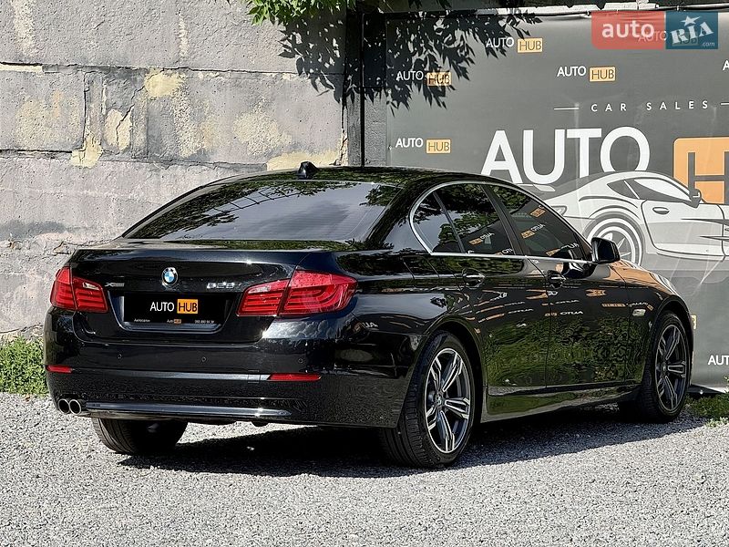 Седан BMW 5 Series 2012 в Харькове