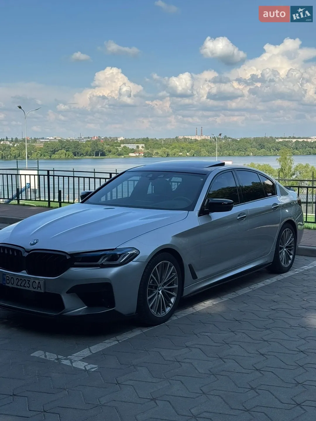 2017 BMW 5er - мініатюра 2