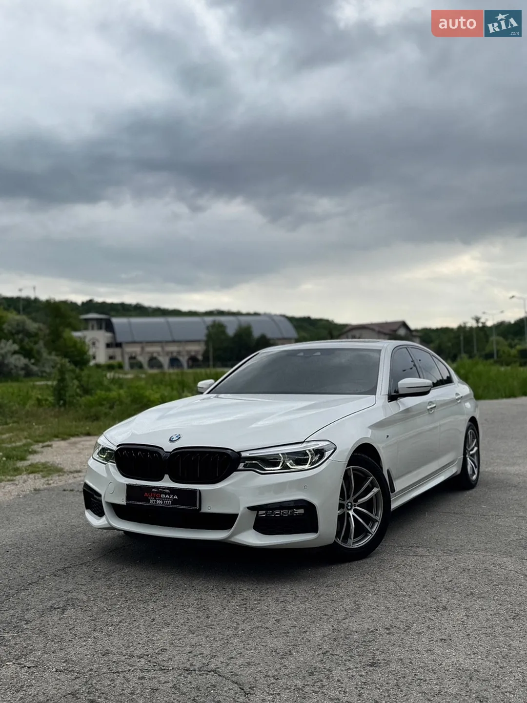 2017 BMW 5er - фото 1
