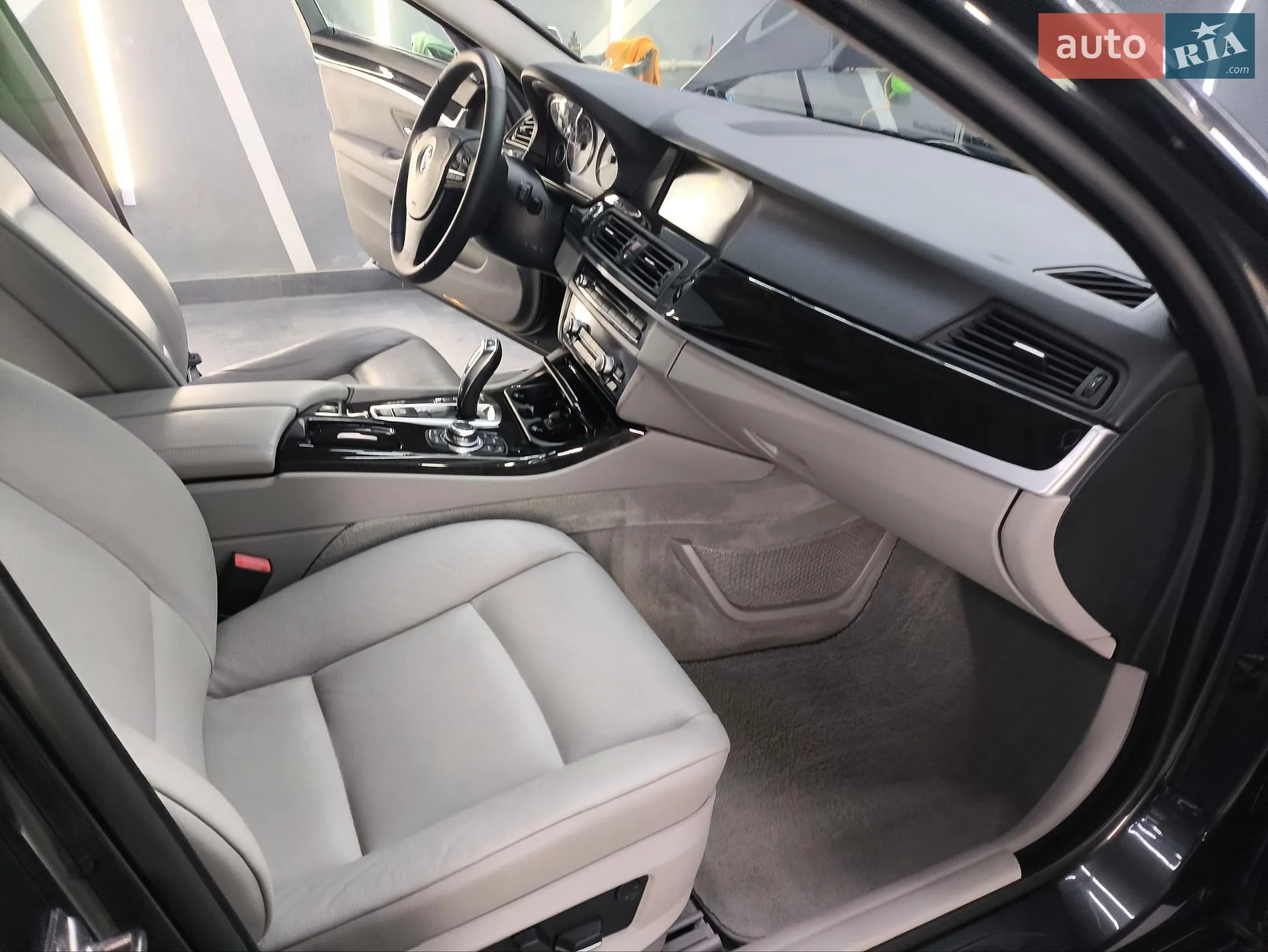 2011 BMW 5er - мініатюра 86