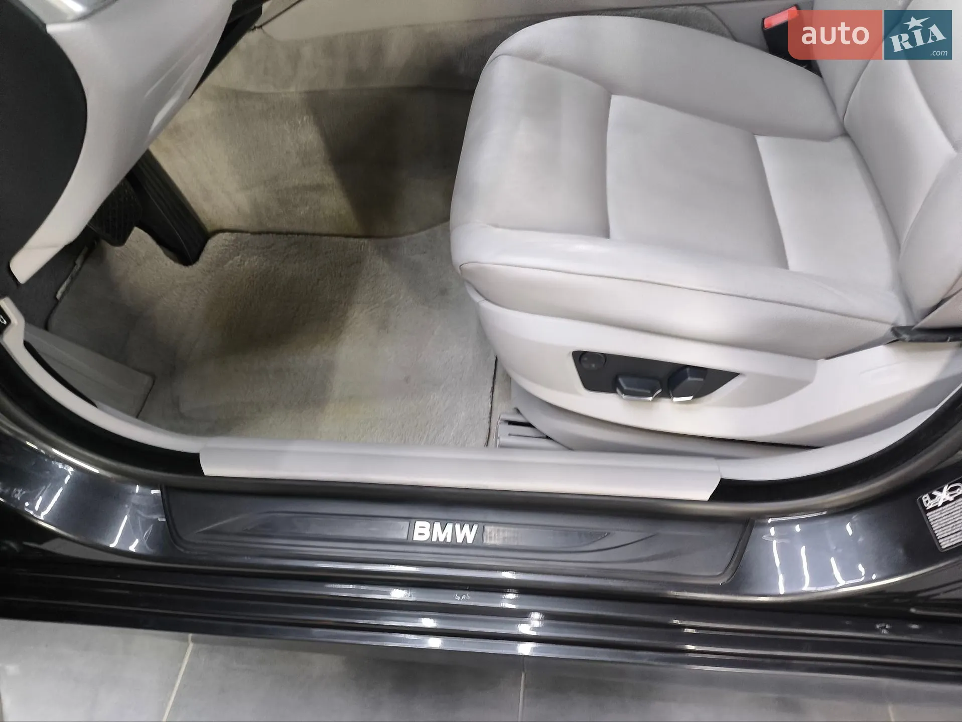 2011 BMW 5er - мініатюра 100
