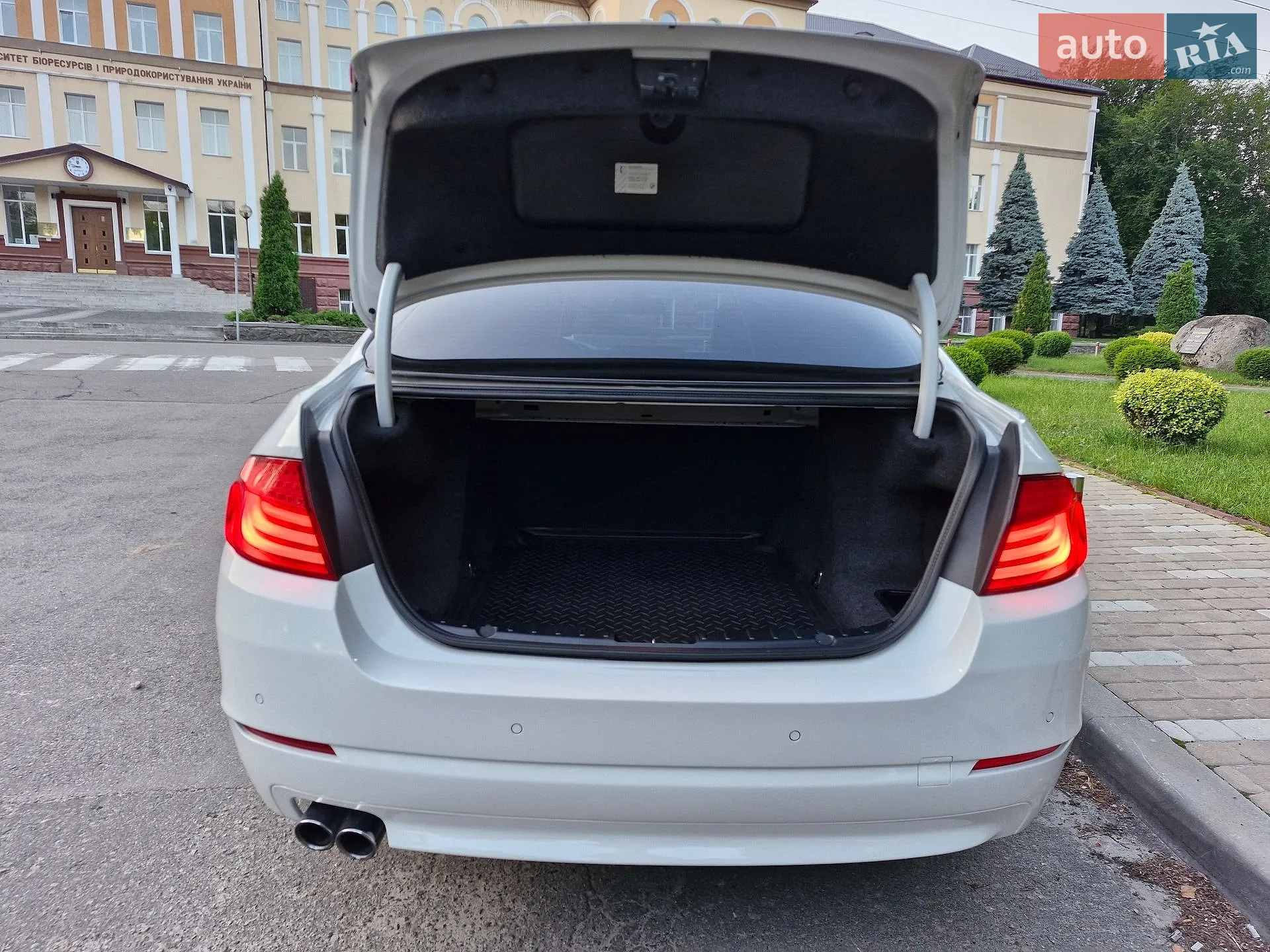 2012 BMW 5er - мініатюра 18
