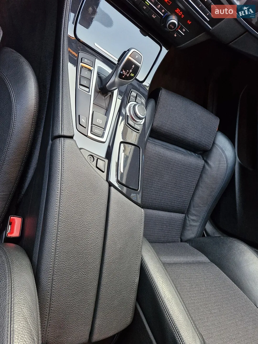 2012 BMW 5er - мініатюра 61