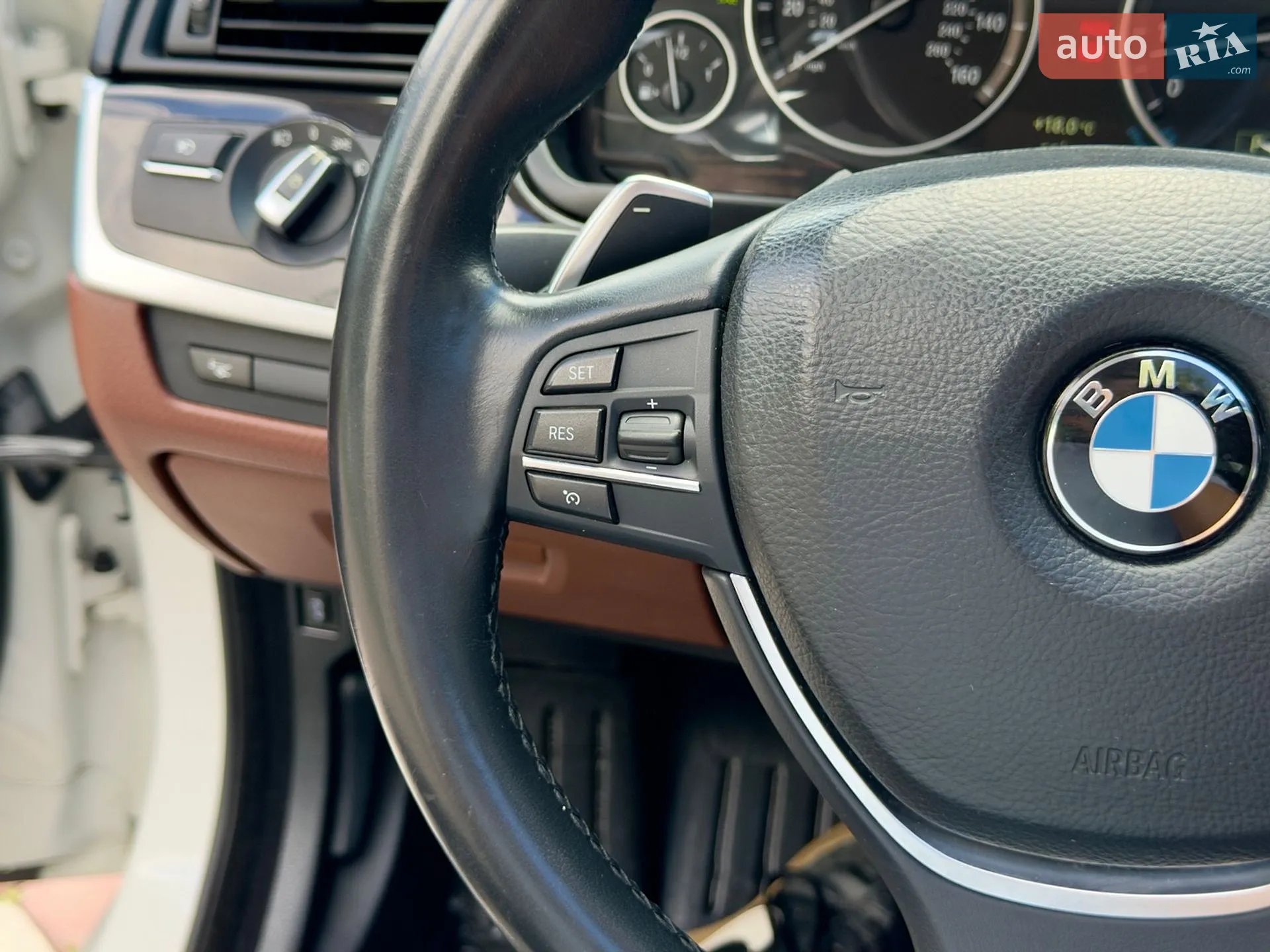 2014 BMW 5er - мініатюра 22