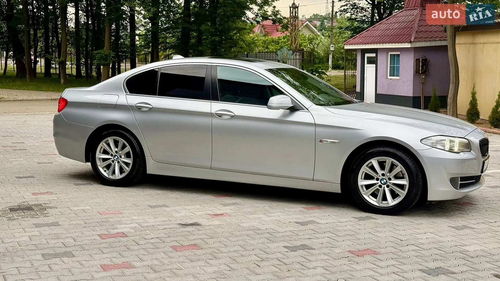 2011 BMW 5er - мініатюра 13