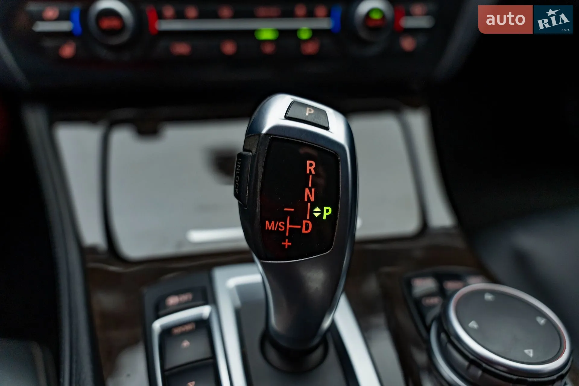 2013 BMW 5er - мініатюра 21