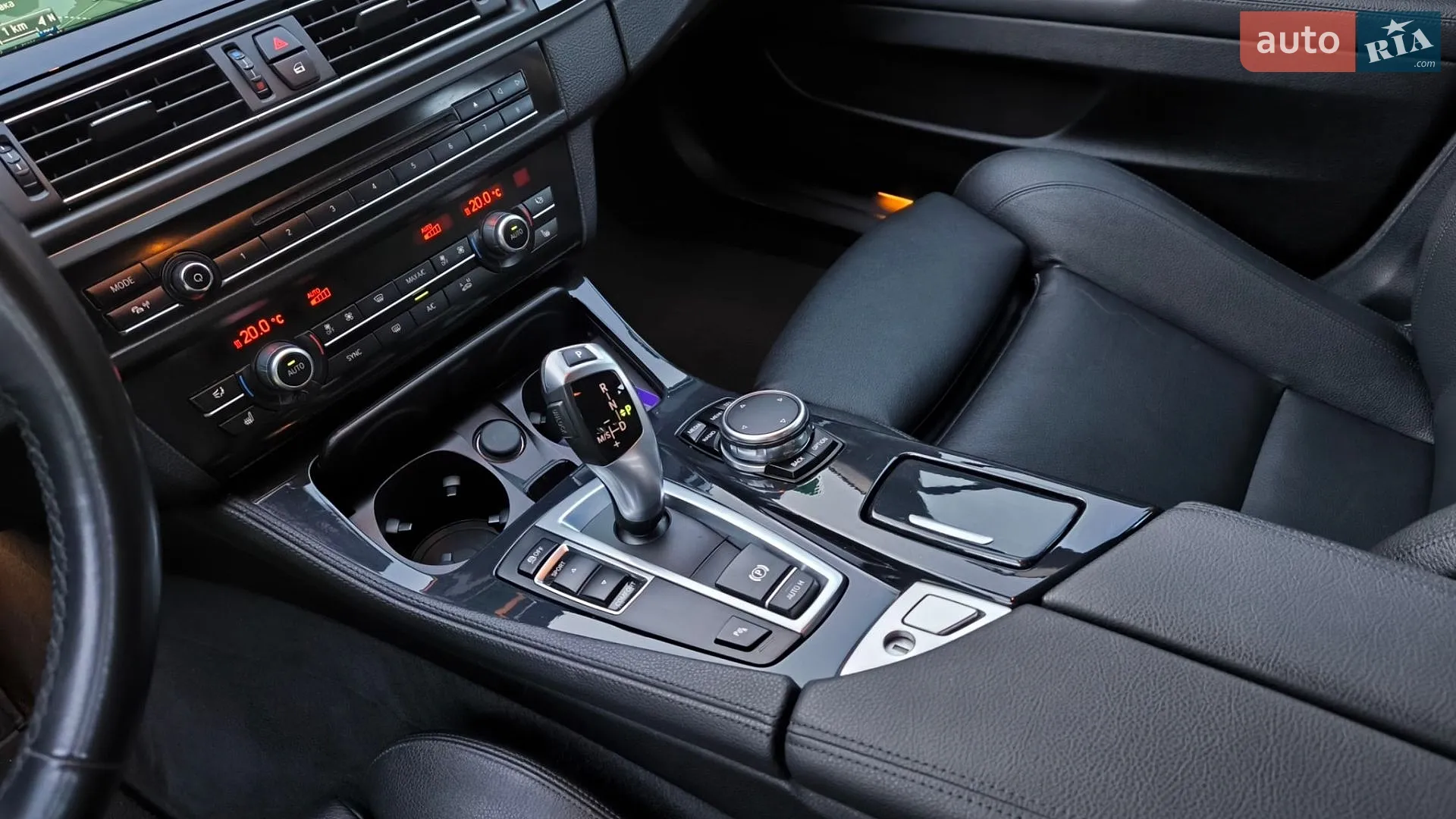 2016 BMW 5er - мініатюра 15
