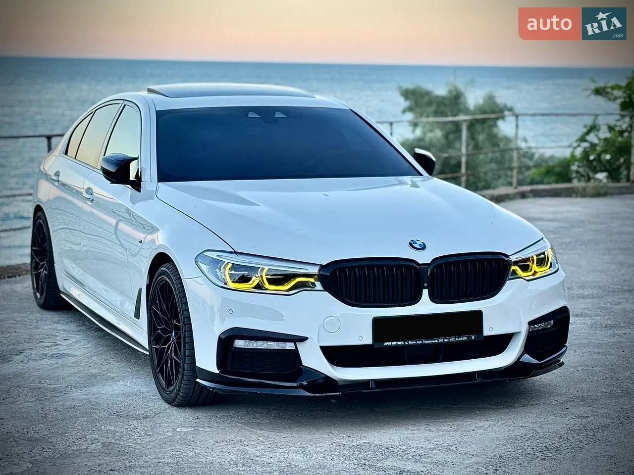 2017 BMW 5er - мініатюра 19