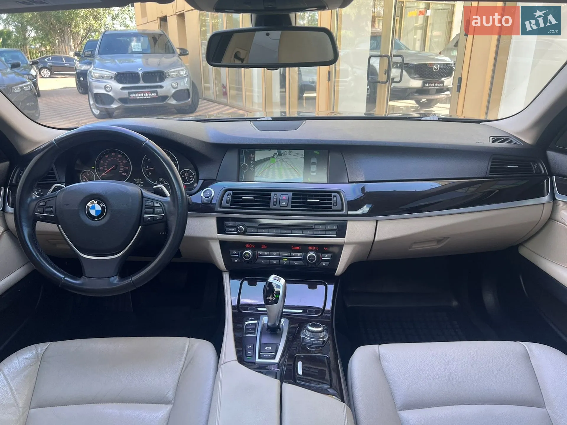 2012 BMW 5er - мініатюра 16
