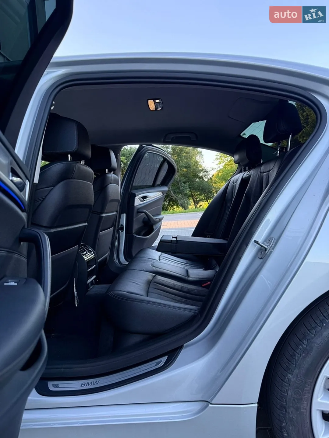 2017 BMW 5er - мініатюра 41