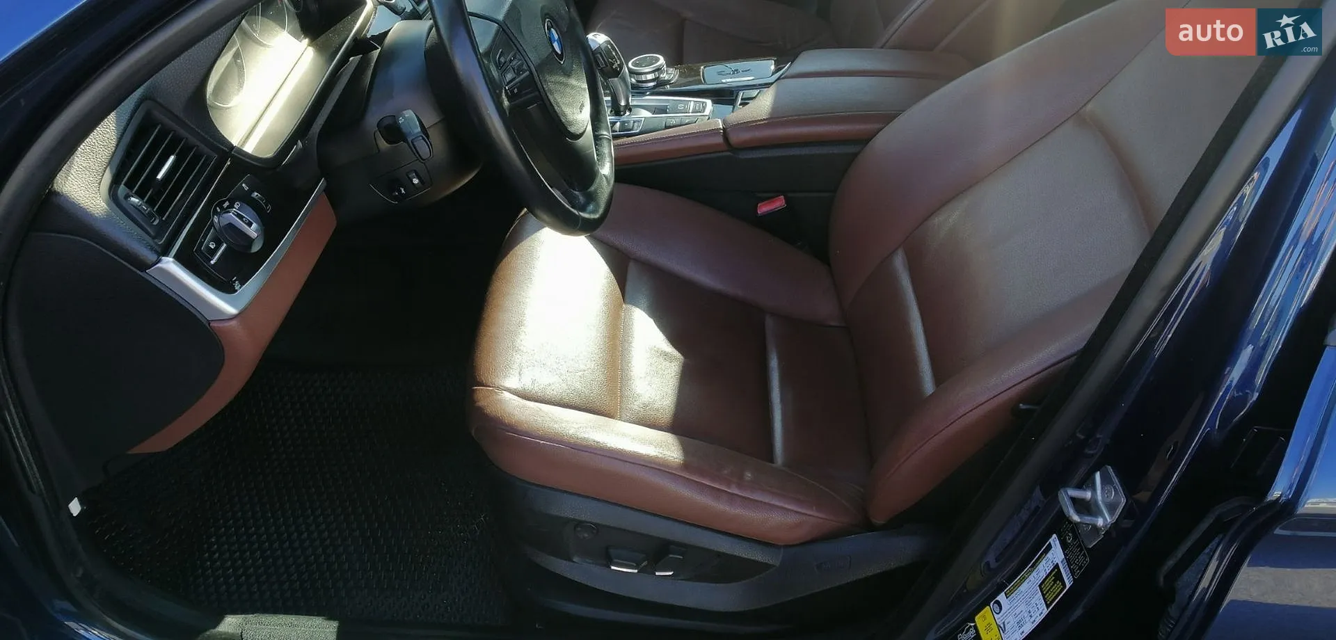 2012 BMW 5er - мініатюра 16