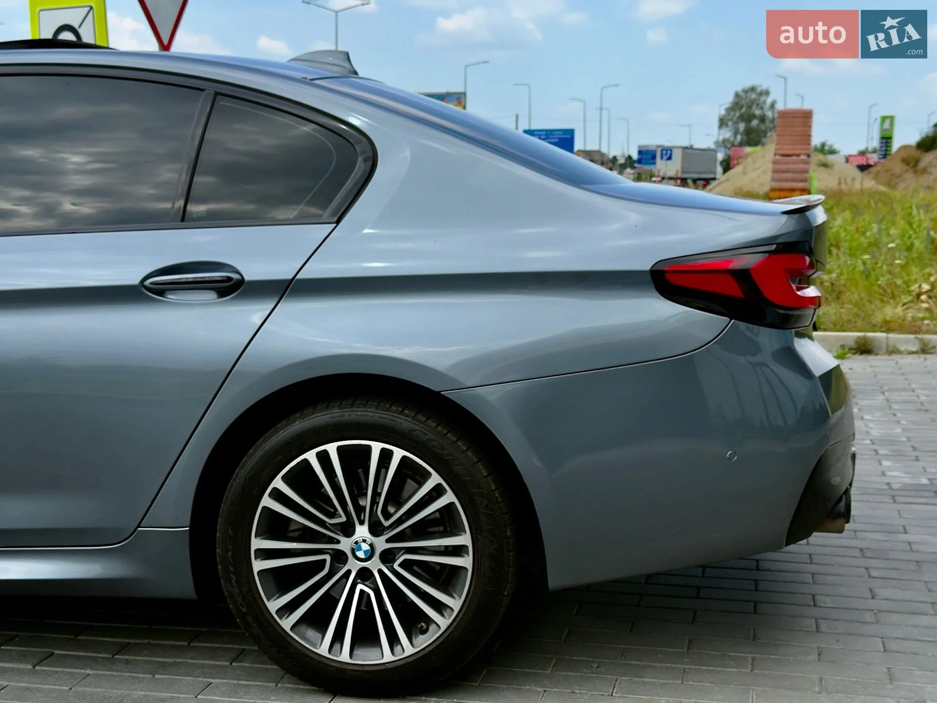 2017 BMW 5er - мініатюра 12