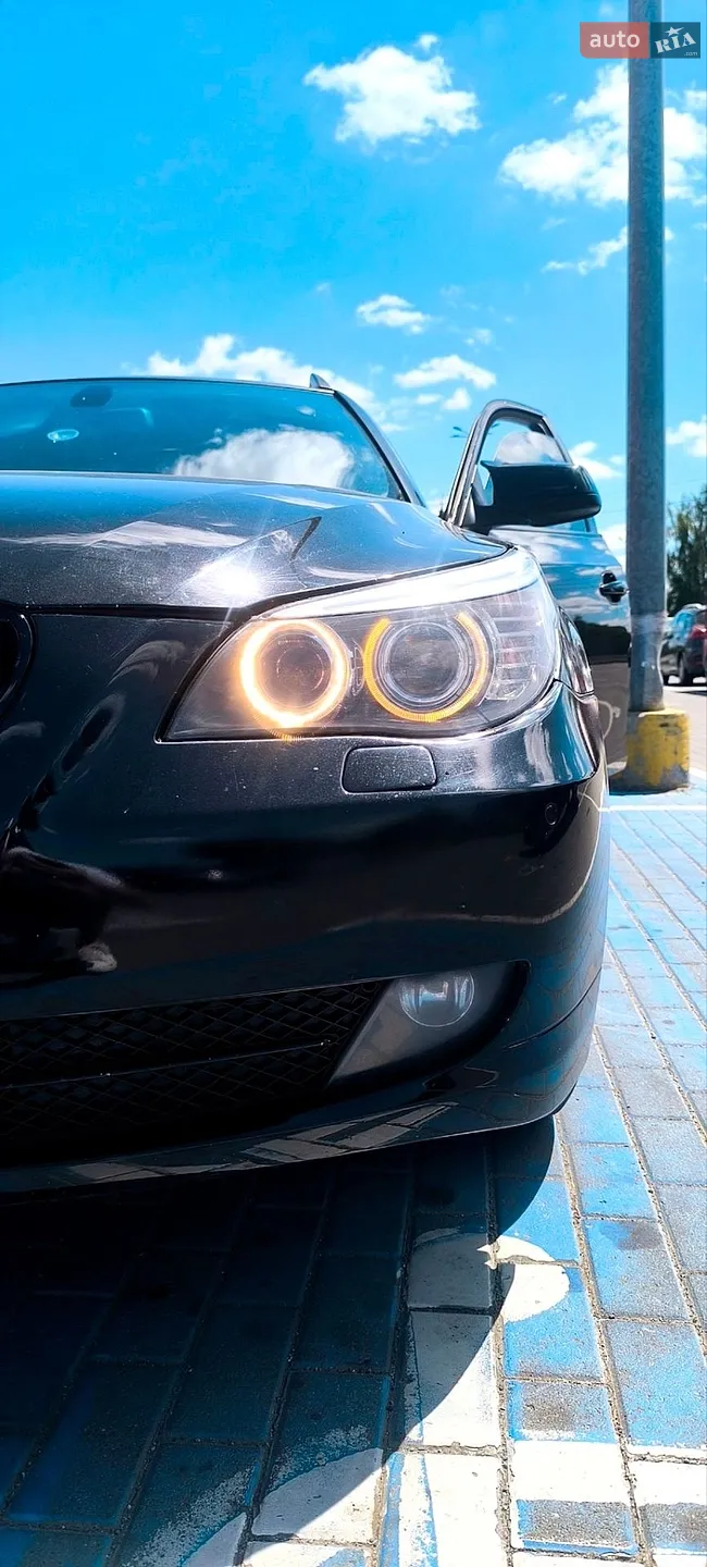 2010 BMW 5er - мініатюра 4