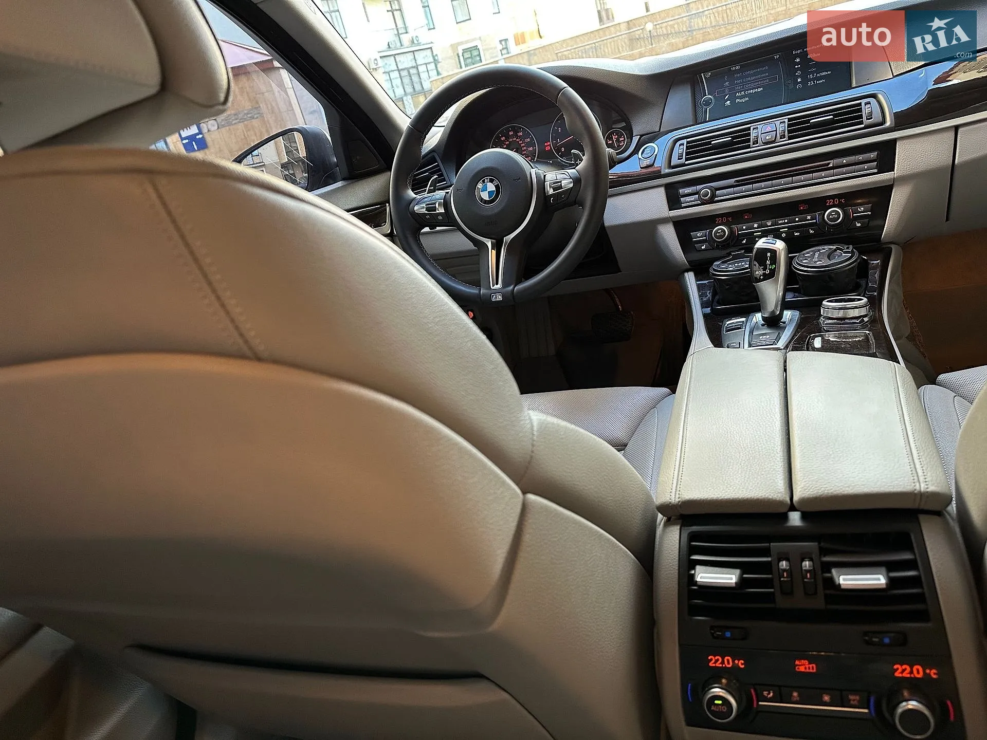 2012 BMW 5er - мініатюра 21