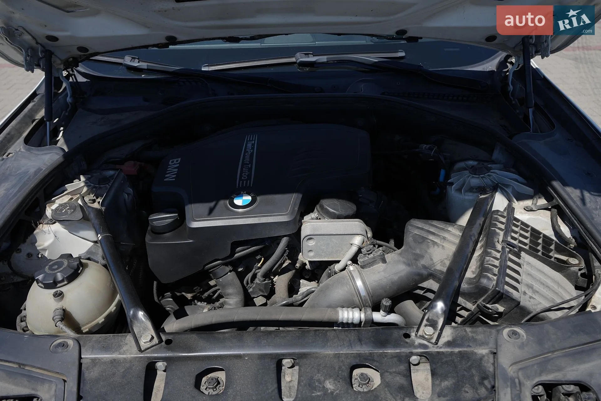 2012 BMW 5er - мініатюра 23