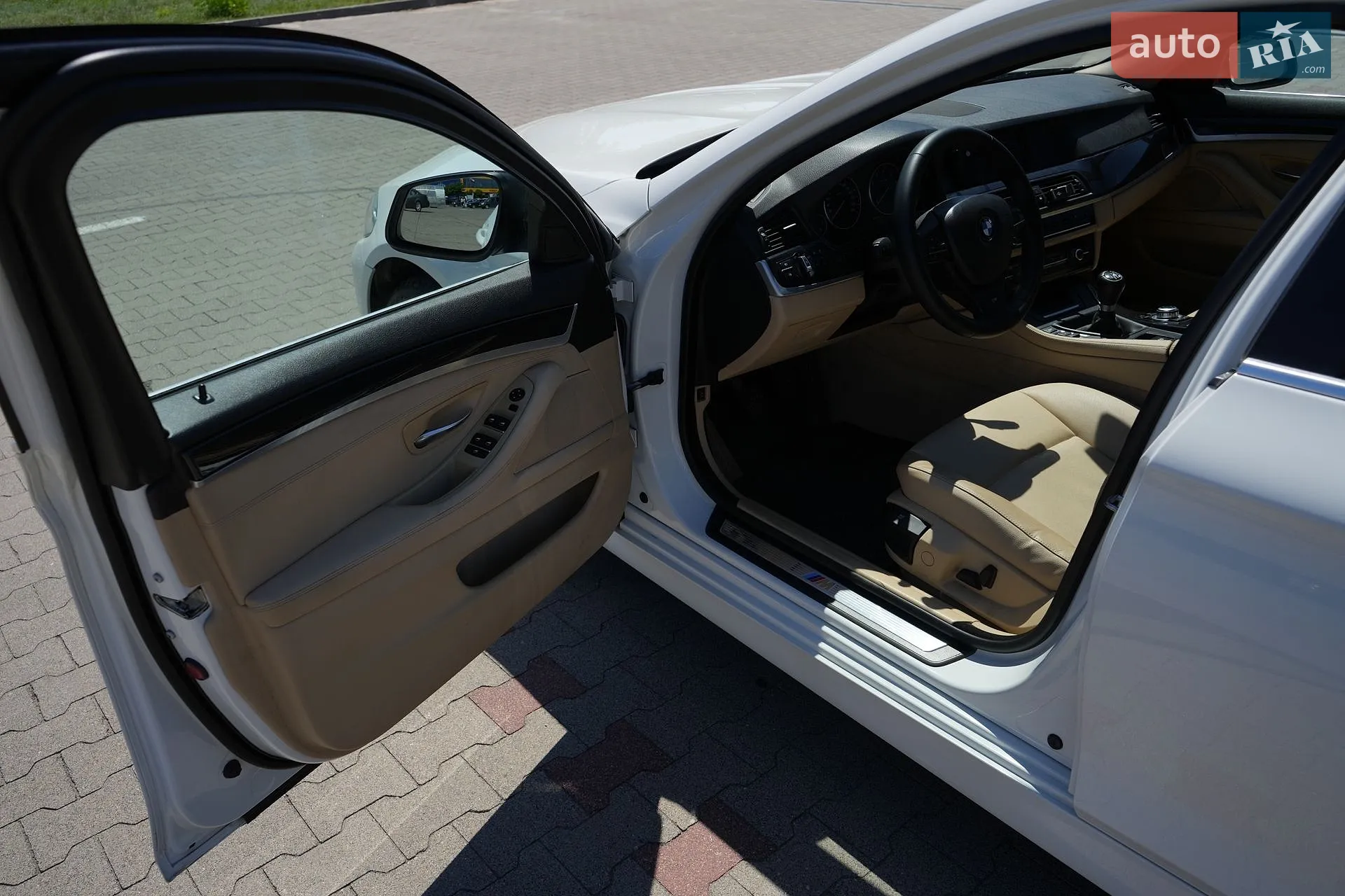2012 BMW 5er - мініатюра 29