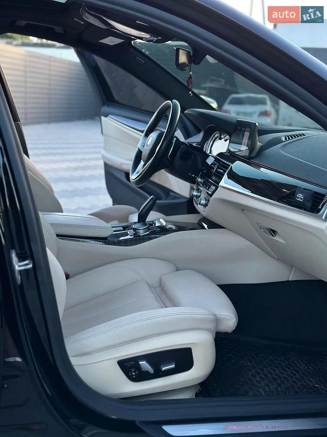 2017 BMW 5er - мініатюра 23