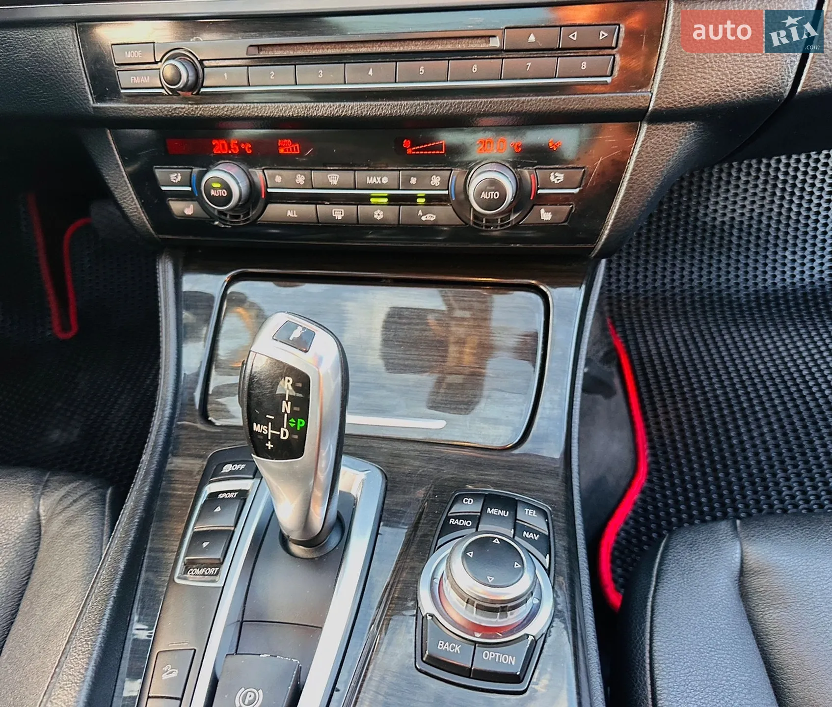 2011 BMW 5er - мініатюра 21